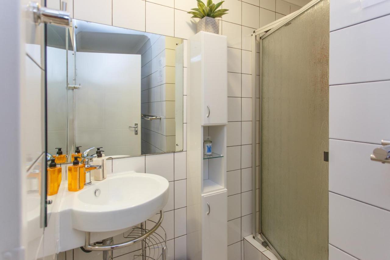 Raw Karoo Guest House Оудсхорн Номер фото